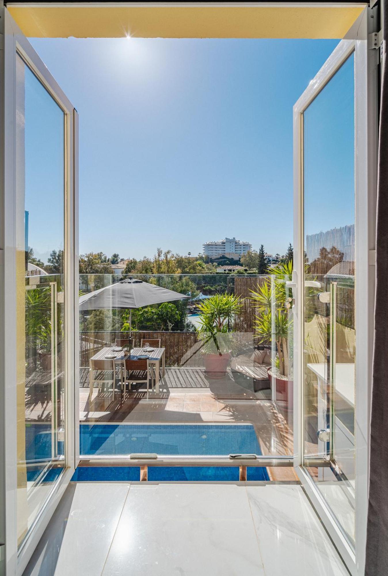 Private Luxurious Hillside Villa With Pool & Sea Views For 8 To 10 Ppl Fuengirola Exterior foto